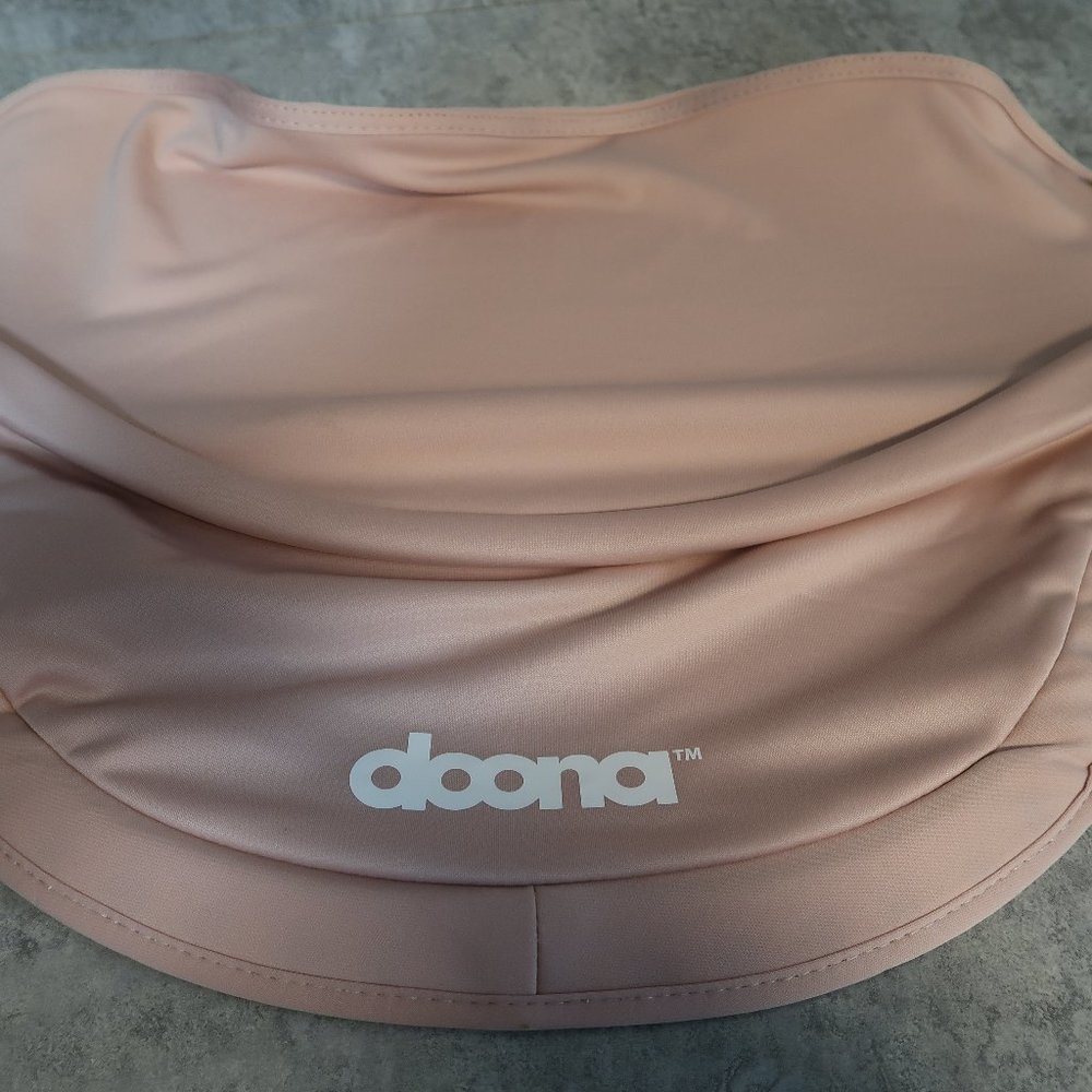 Doona Canopy Hood Pink